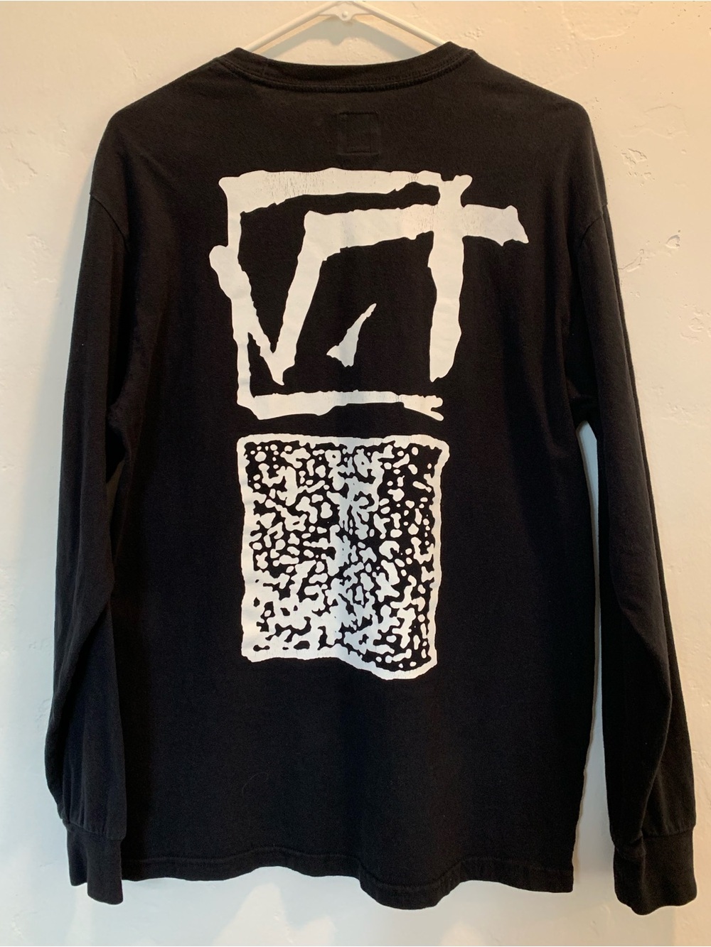 Vans Men’s T-Shirt Black Long Sleeve Size Medium